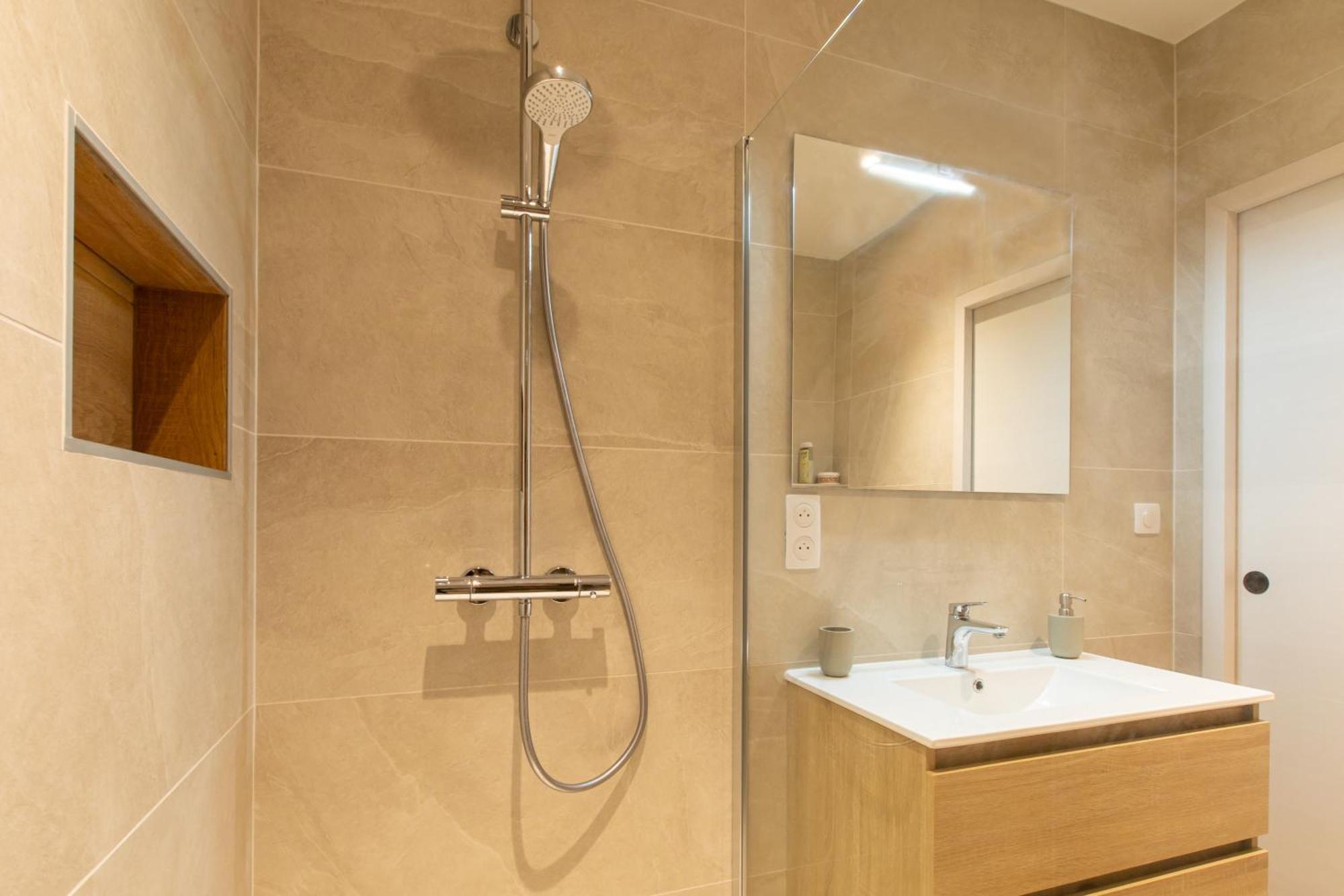 Colmar Centre - Le Schickele Apartment Luaran gambar